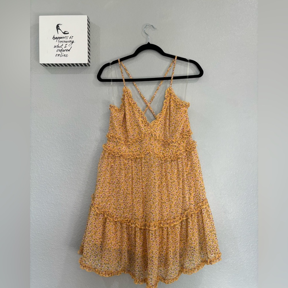 Francesca’s Trixxi Women’s Yellow Floral Dress